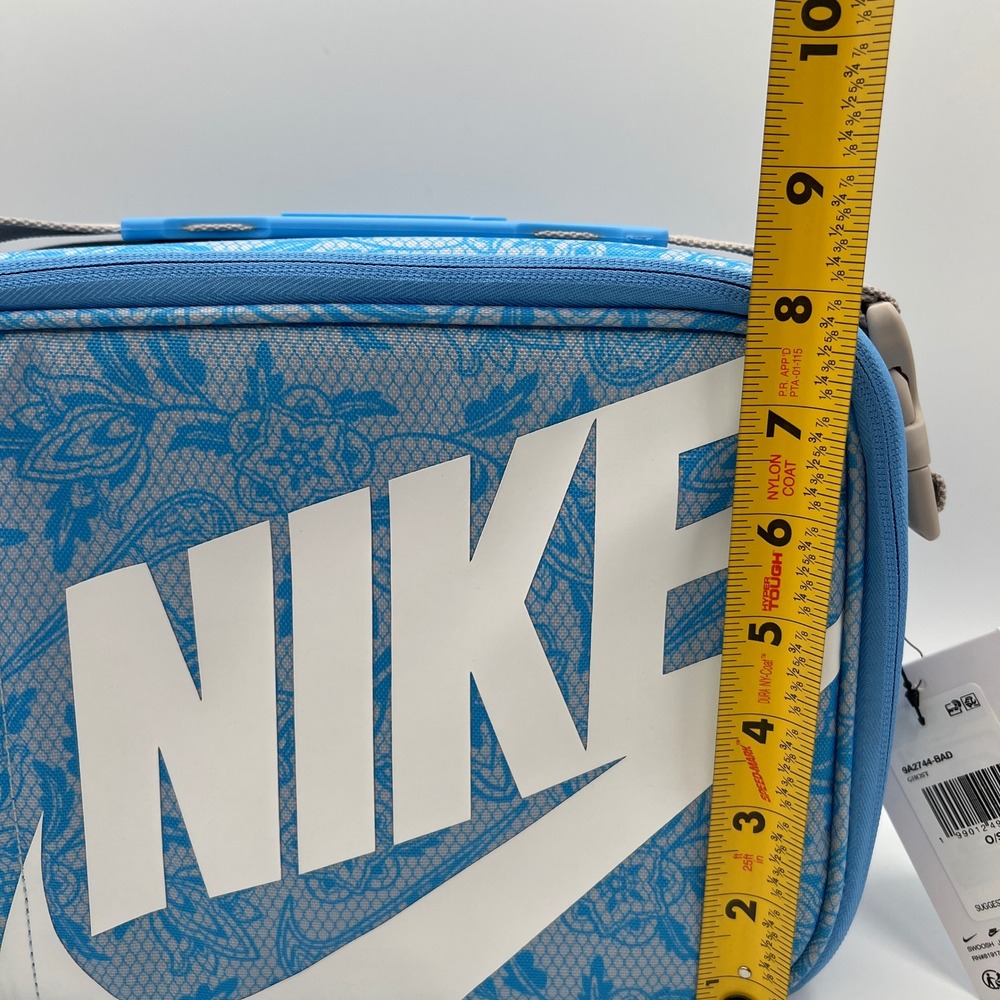 NWT Nike Hard Shell Lunch Box Ghost Blue Floral Paisley Insulated Back to School - Picture 9 of 10